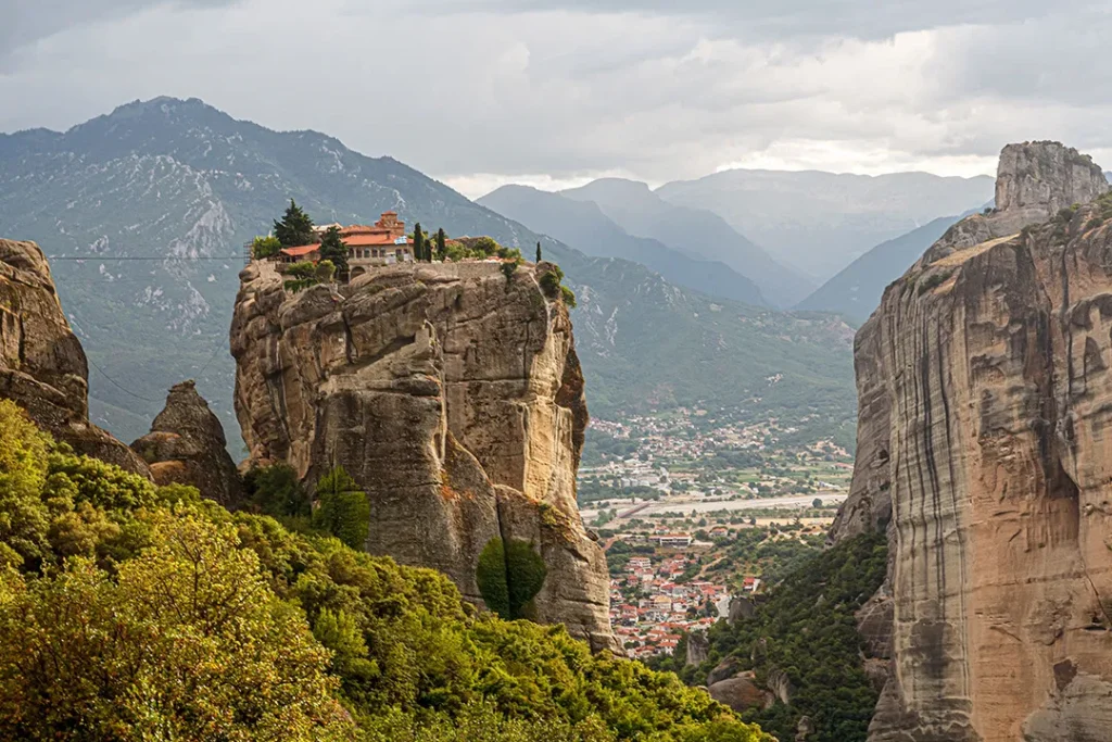 Ιερά Μονή Ρουσάνου Αγίας Βαρβάρας
