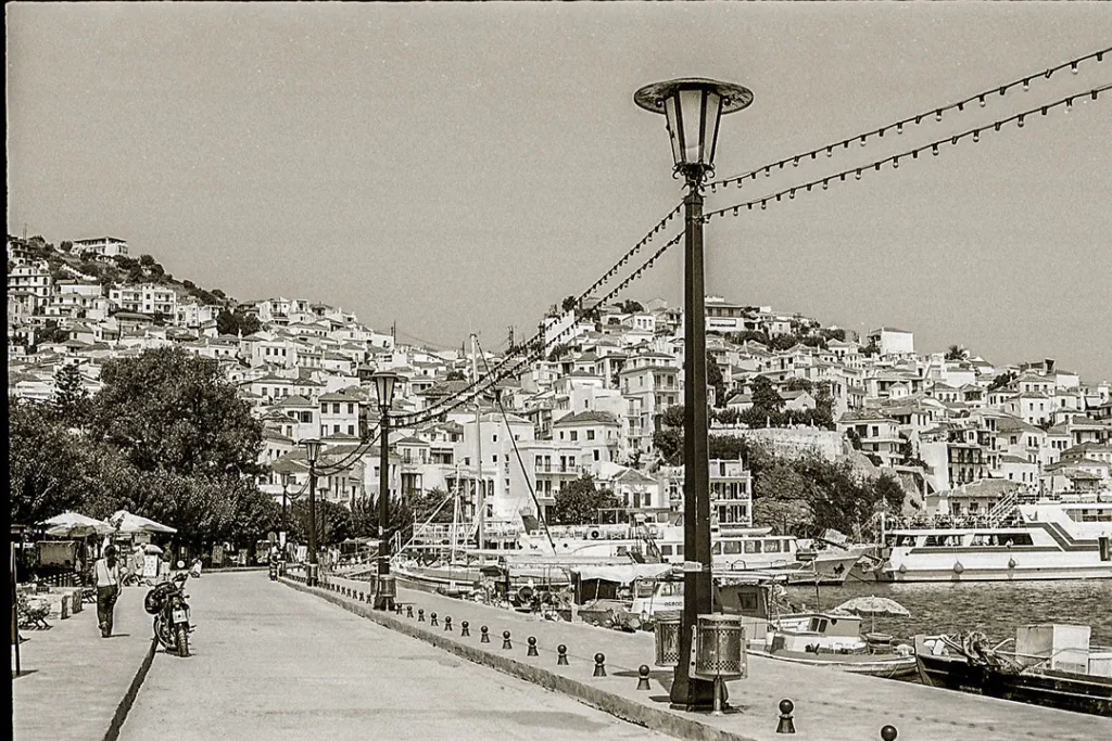 Σκόπελος λιμάνι