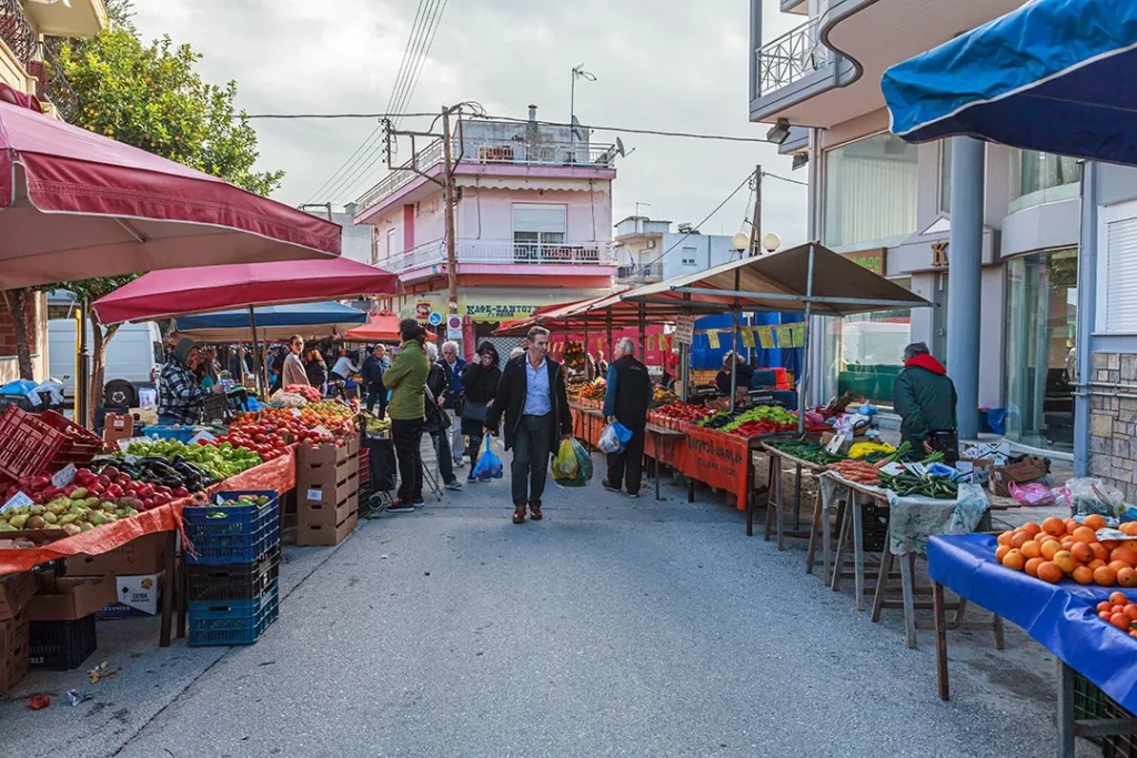 Λαϊκή αγορά κάθε Σάββατο πρωί