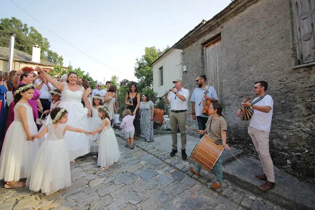 παραδοσιακός πηλιορείτικος γάμος