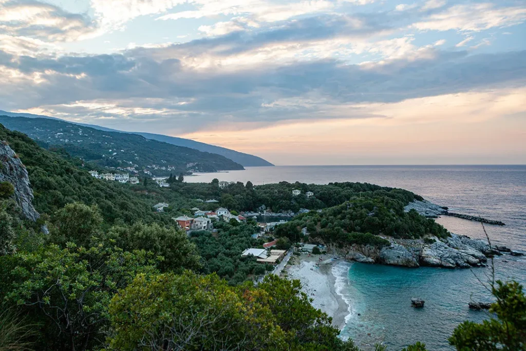 παραλία Νταμούχαρης από ψηλά
