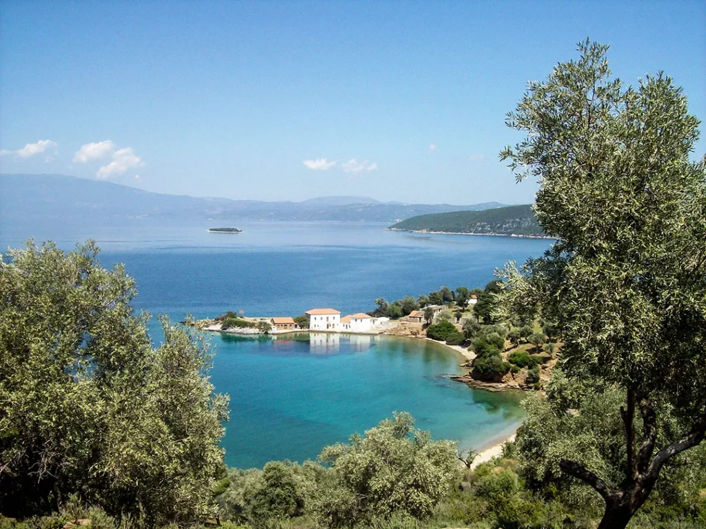 παραλία Τζάστενη